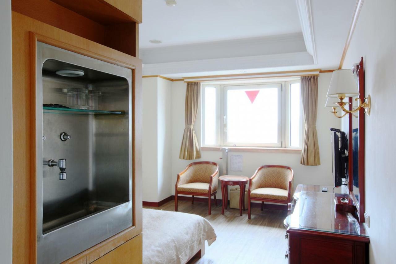 Hua Du Hotel Chilung Exteriör bild