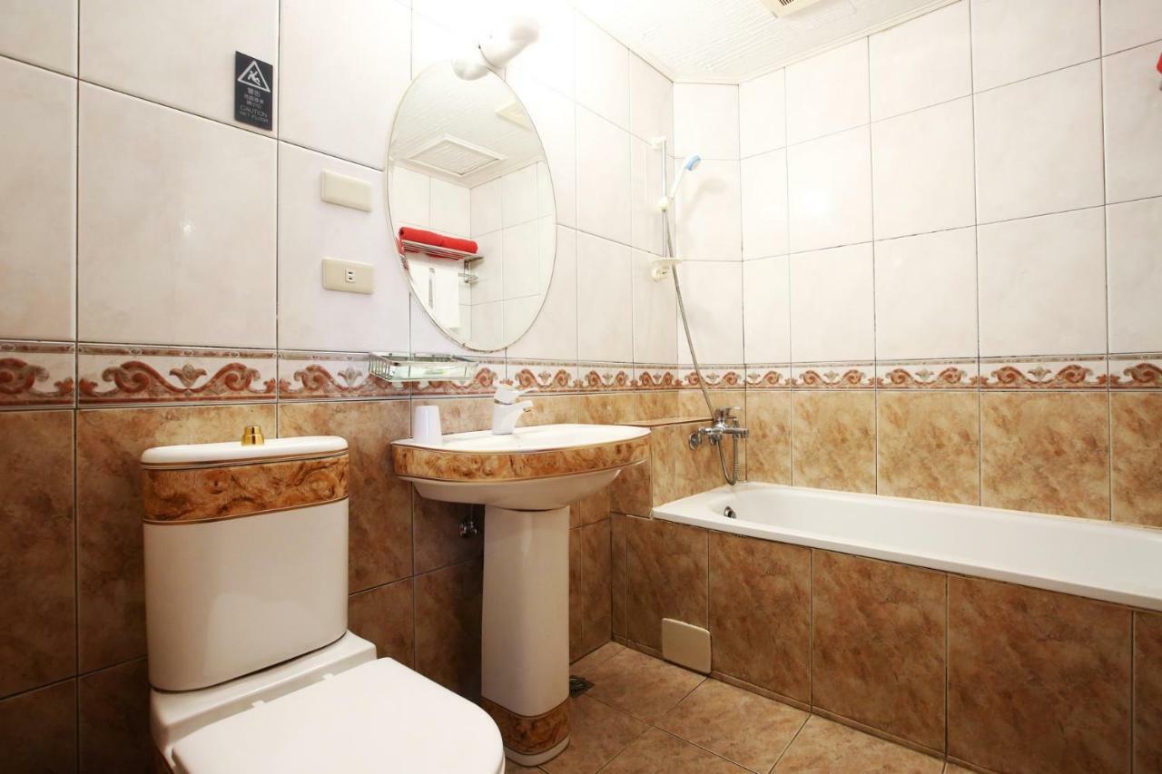 Hua Du Hotel Chilung Exteriör bild