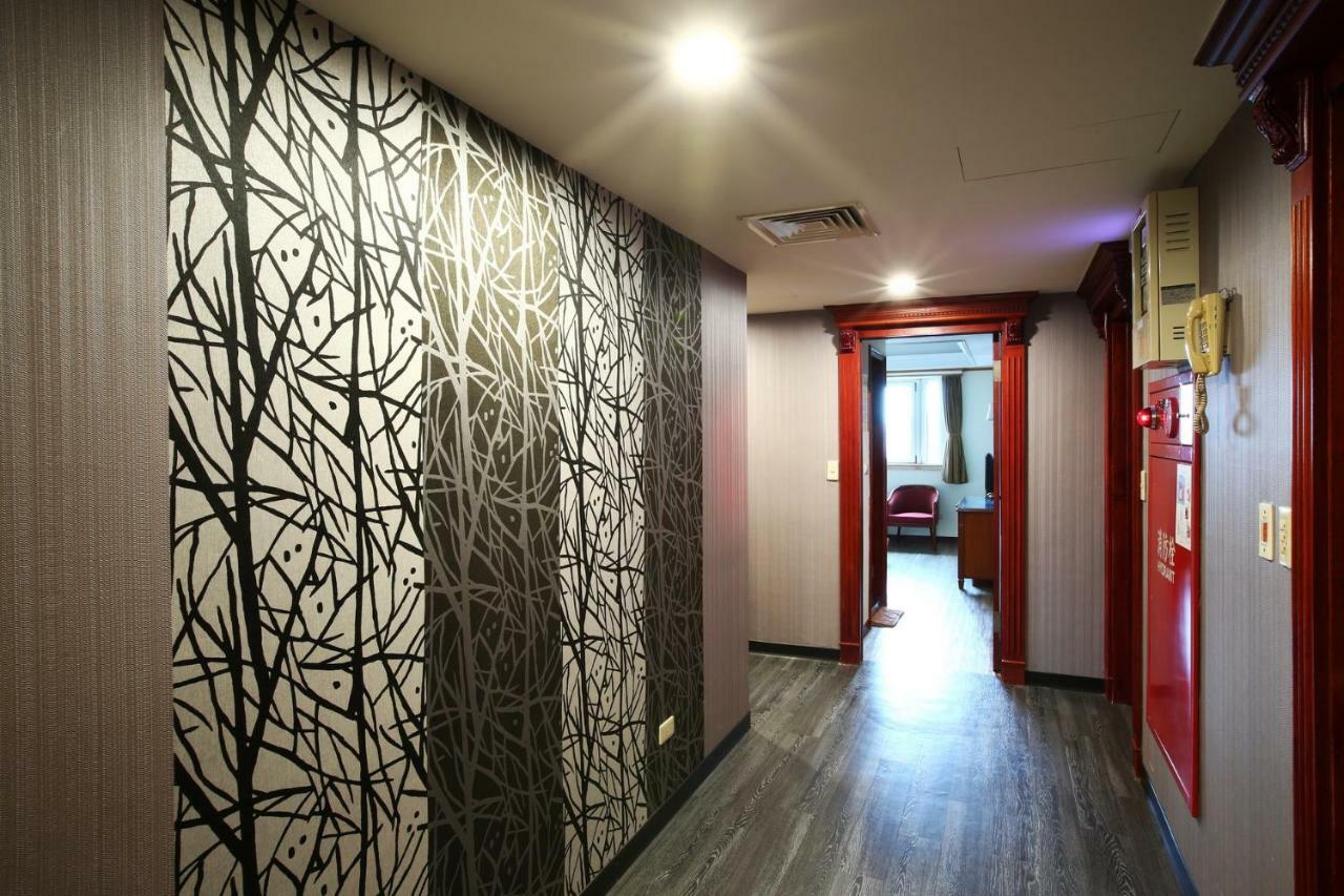 Hua Du Hotel Chilung Exteriör bild